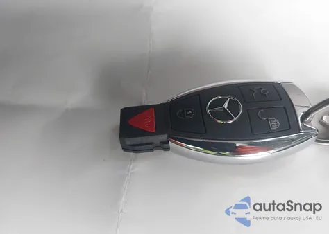 2005 Mercedes-Benz S 500 from USA, damaged, VIN WDBNG75J65A441952